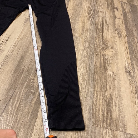 Alphalete Ozone Women’s Workout Leggings Black - Picture 14 of 14